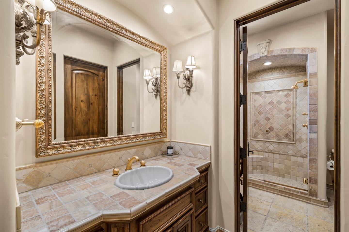 Detail Gallery Image 39 of 82 For 25751 Elena Rd, Los Altos Hills,  CA 94022 - 6 Beds | 8/1 Baths