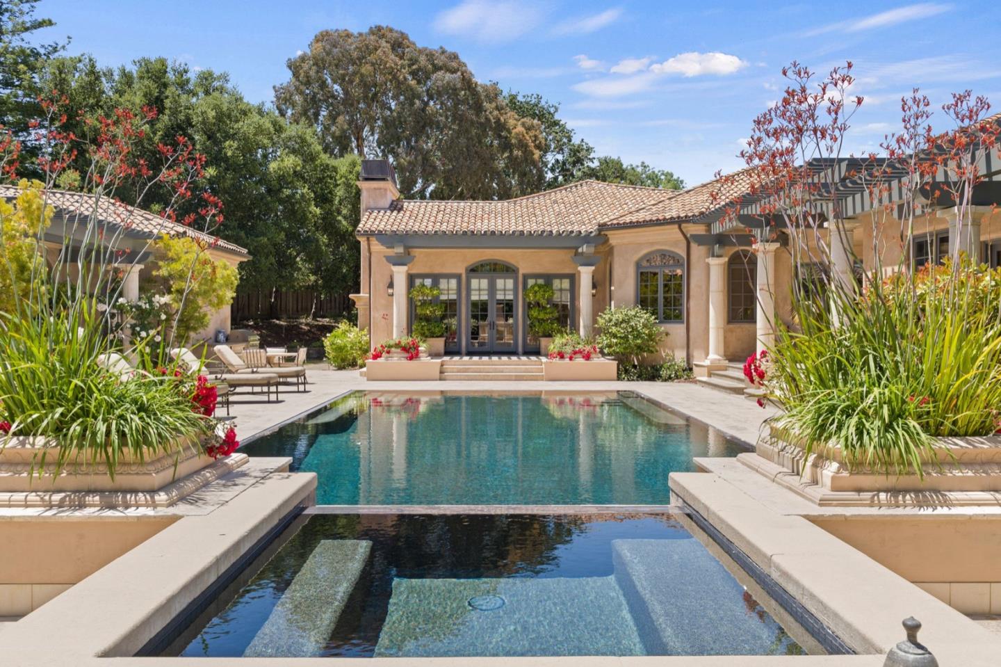 Detail Gallery Image 55 of 82 For 25751 Elena Rd, Los Altos Hills,  CA 94022 - 6 Beds | 8/1 Baths