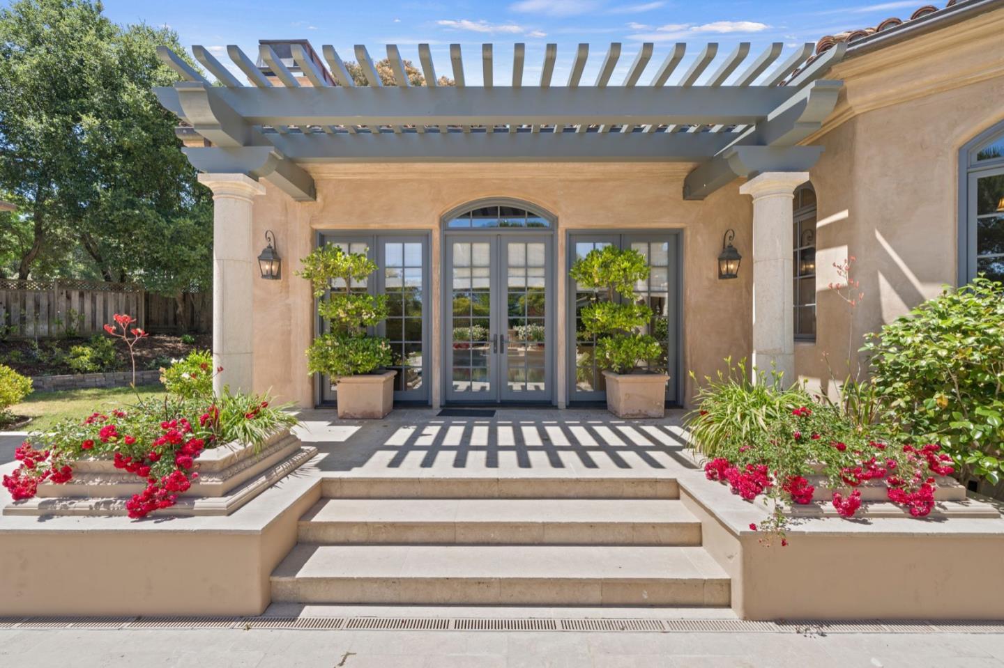Detail Gallery Image 61 of 82 For 25751 Elena Rd, Los Altos Hills,  CA 94022 - 6 Beds | 8/1 Baths