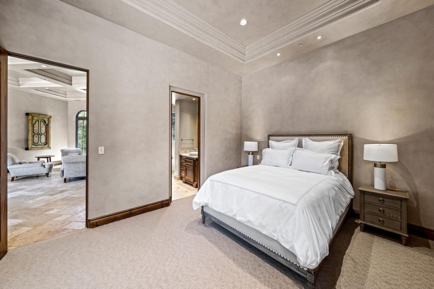 Detail Gallery Image 68 of 82 For 25751 Elena Rd, Los Altos Hills,  CA 94022 - 6 Beds | 8/1 Baths