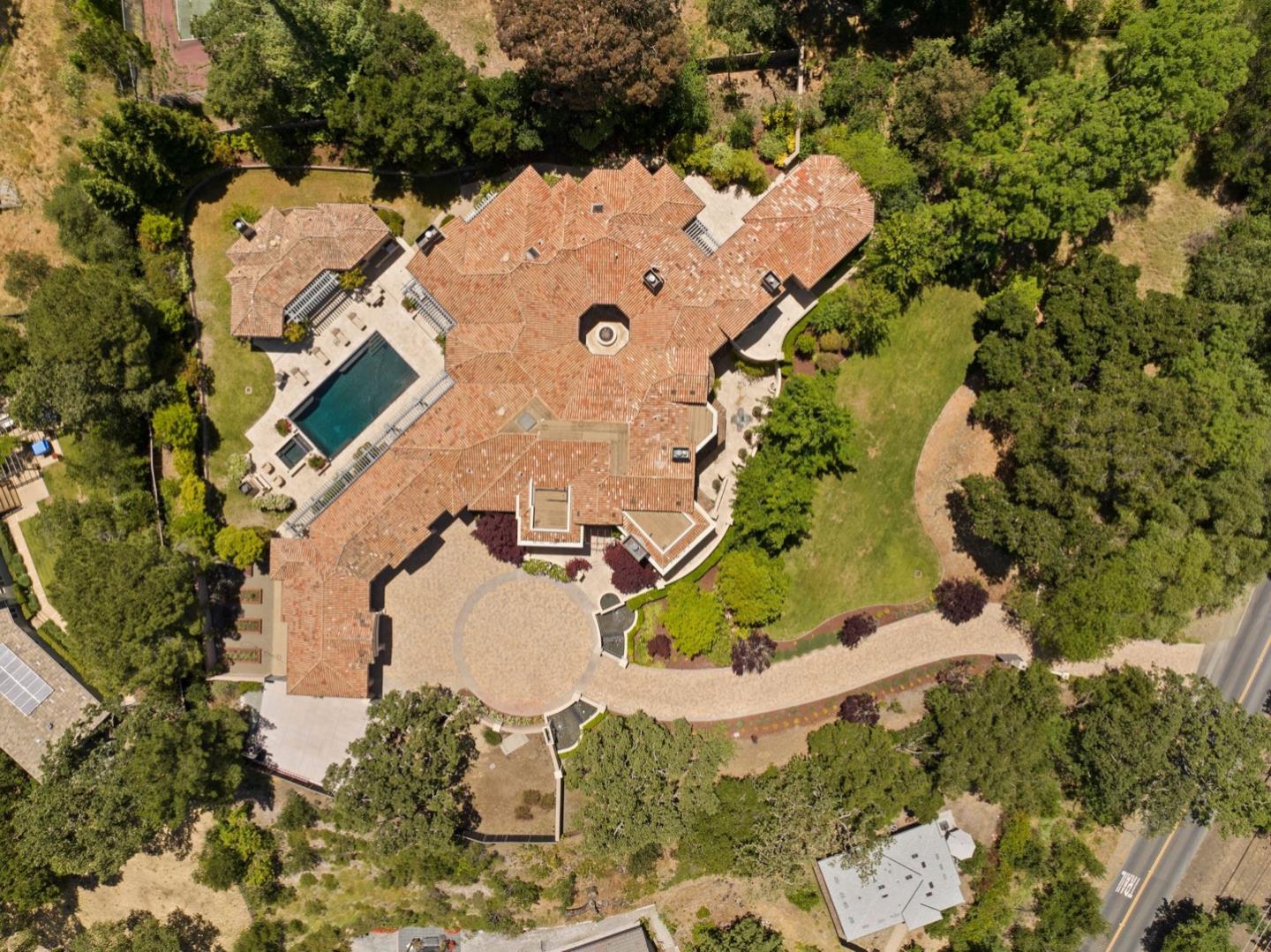 Detail Gallery Image 81 of 82 For 25751 Elena Rd, Los Altos Hills,  CA 94022 - 6 Beds | 8/1 Baths