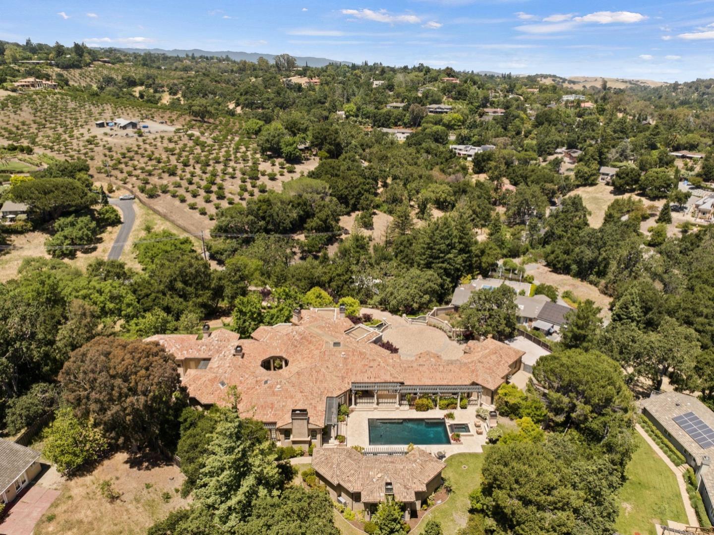 Detail Gallery Image 82 of 82 For 25751 Elena Rd, Los Altos Hills,  CA 94022 - 6 Beds | 8/1 Baths
