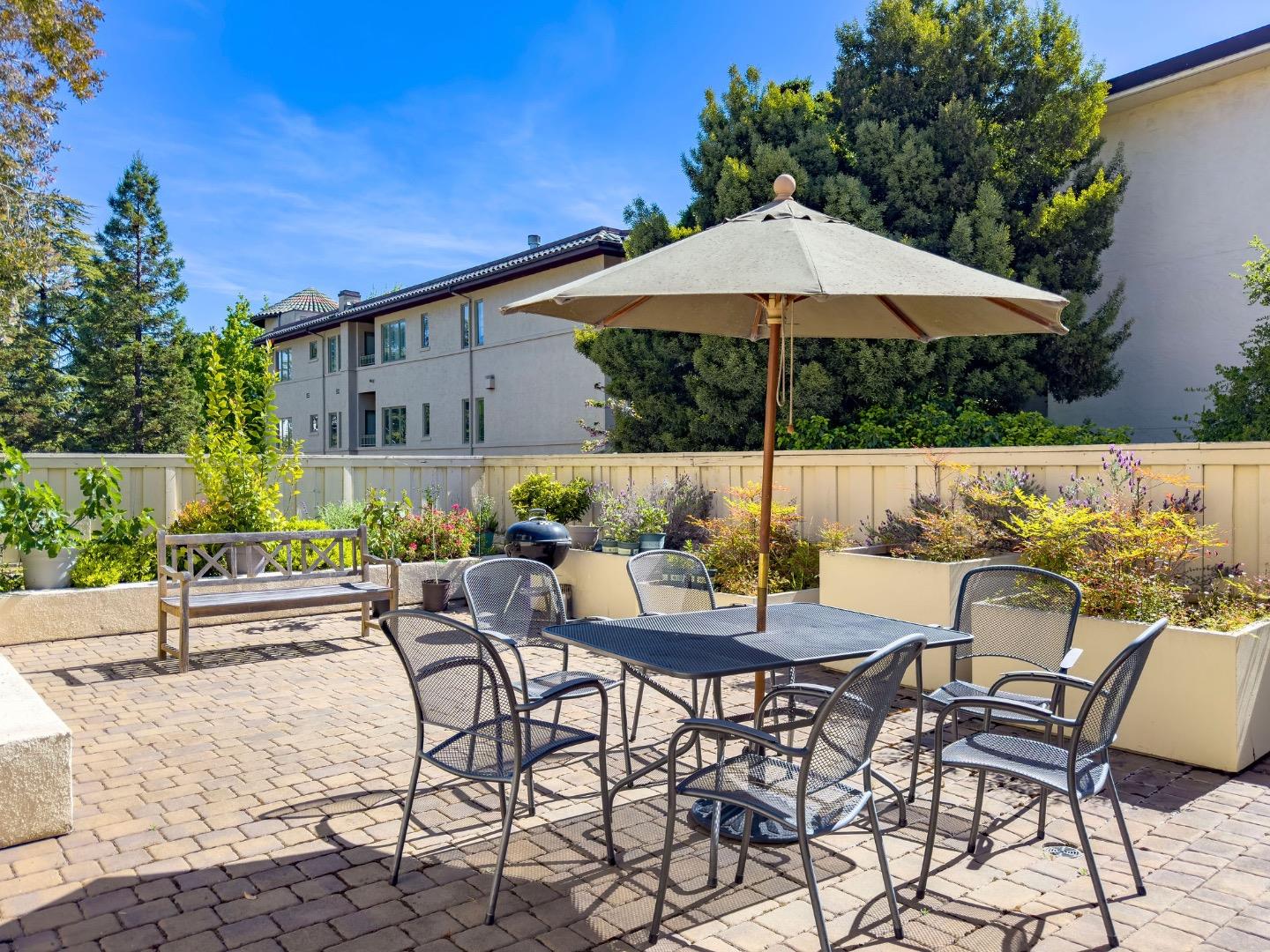 Detail Gallery Image 44 of 51 For 530 El Camino Real #302,  Burlingame,  CA 94010 - 2 Beds | 2 Baths