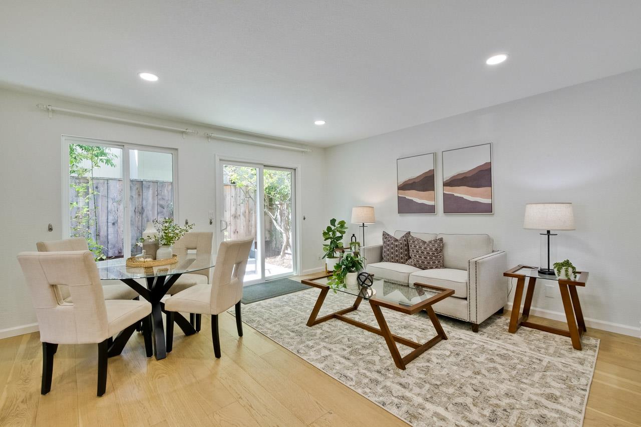 Detail Gallery Image 10 of 68 For 2115 Windrose Pl, Mountain View,  CA 94043 - 3 Beds | 2/1 Baths