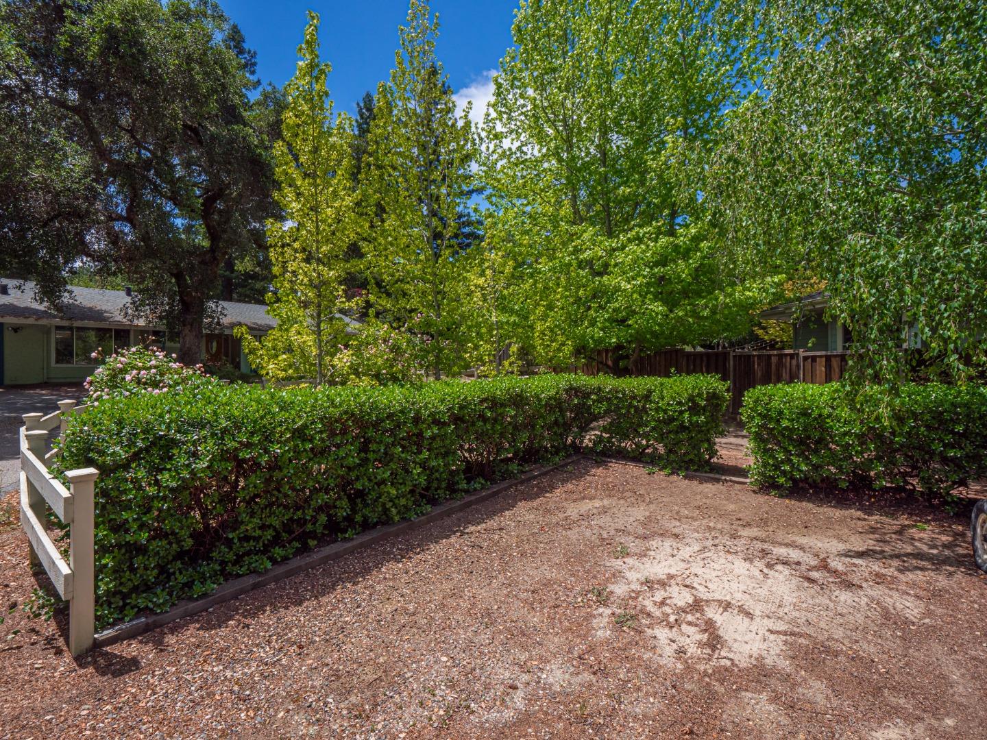 Detail Gallery Image 101 of 112 For 150 Fox Ct, Scotts Valley,  CA 95066 - 4 Beds | 3/1 Baths