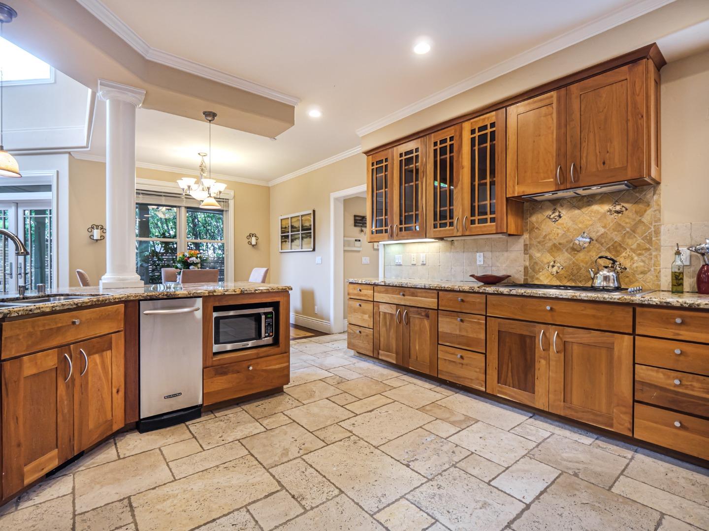 Detail Gallery Image 24 of 112 For 150 Fox Ct, Scotts Valley,  CA 95066 - 4 Beds | 3/1 Baths