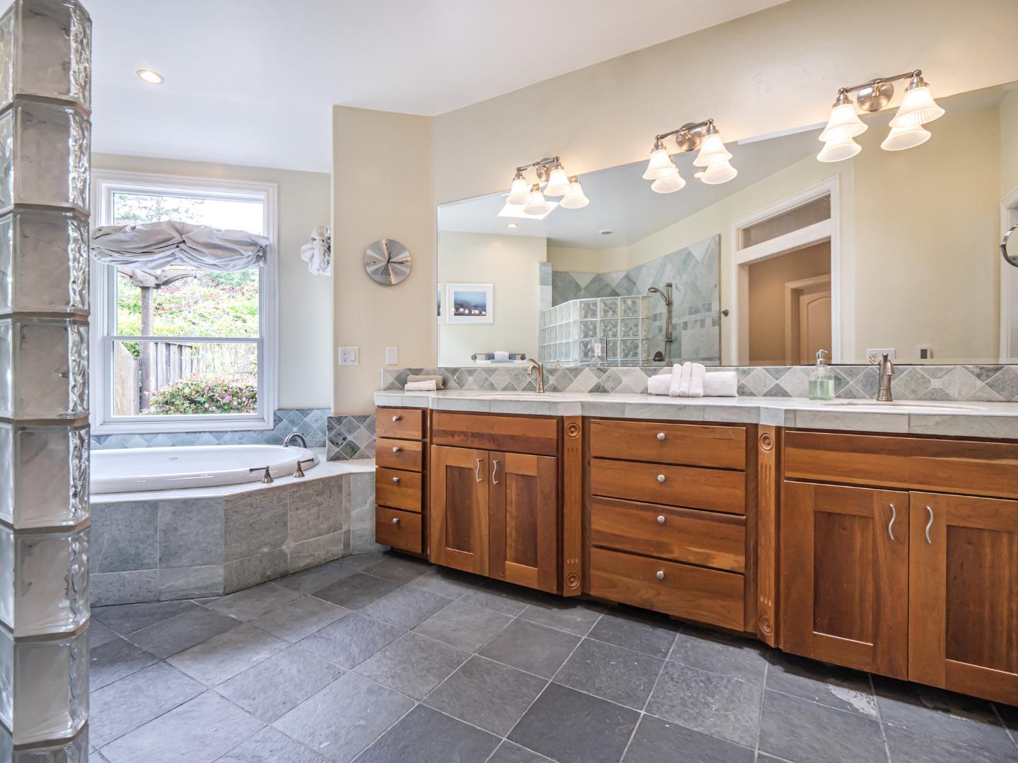 Detail Gallery Image 46 of 112 For 150 Fox Ct, Scotts Valley,  CA 95066 - 4 Beds | 3/1 Baths