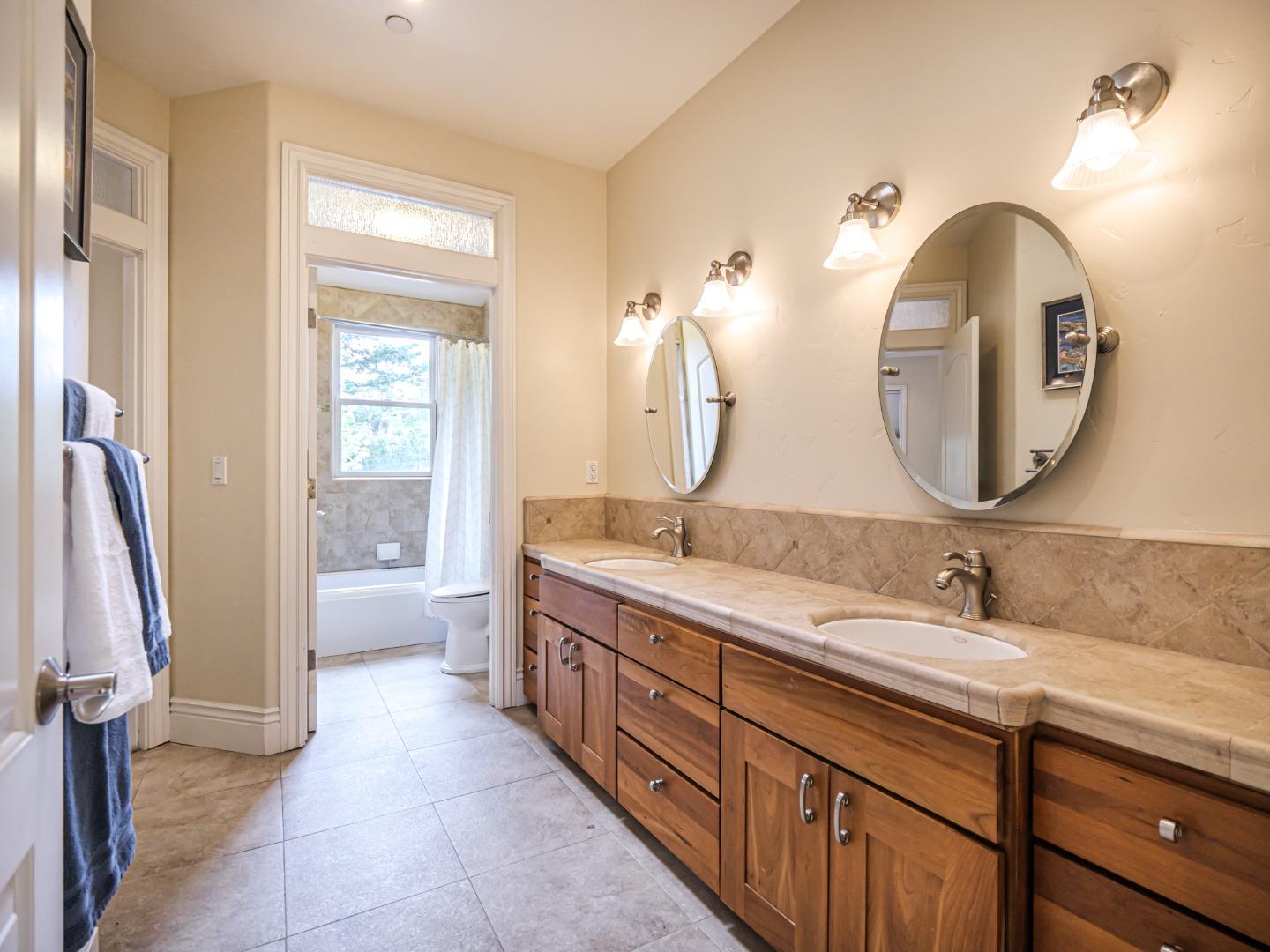 Detail Gallery Image 75 of 112 For 150 Fox Ct, Scotts Valley,  CA 95066 - 4 Beds | 3/1 Baths