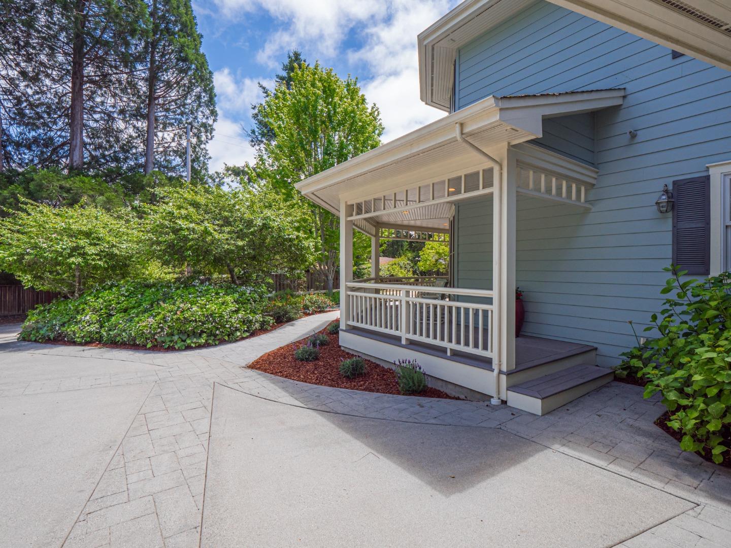 Detail Gallery Image 9 of 112 For 150 Fox Ct, Scotts Valley,  CA 95066 - 4 Beds | 3/1 Baths