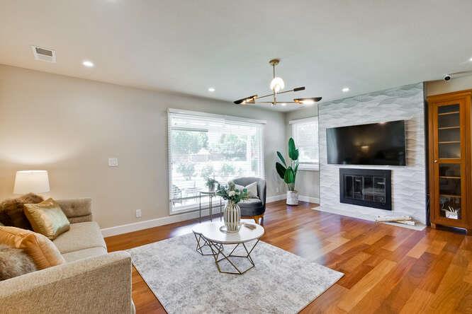 Detail Gallery Image 15 of 98 For 16623 Farley Rd, Los Gatos,  CA 95032 - 4 Beds | 2/1 Baths