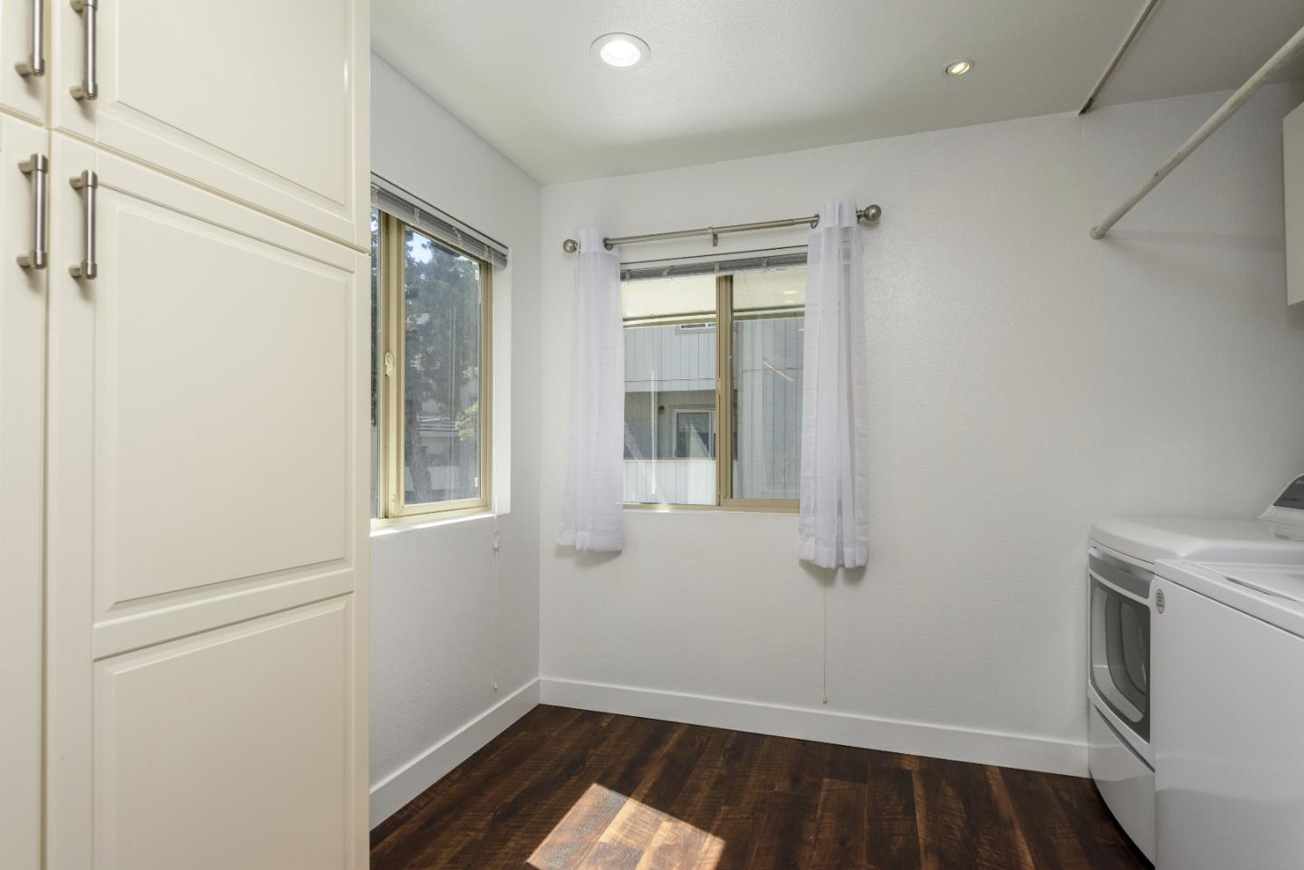 Detail Gallery Image 21 of 42 For 308 Philip Dr, Daly City,  CA 94015 - 3 Beds | 2/1 Baths
