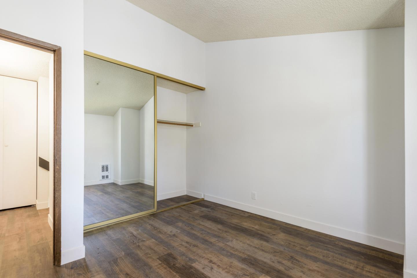 Detail Gallery Image 32 of 42 For 308 Philip Dr, Daly City,  CA 94015 - 3 Beds | 2/1 Baths