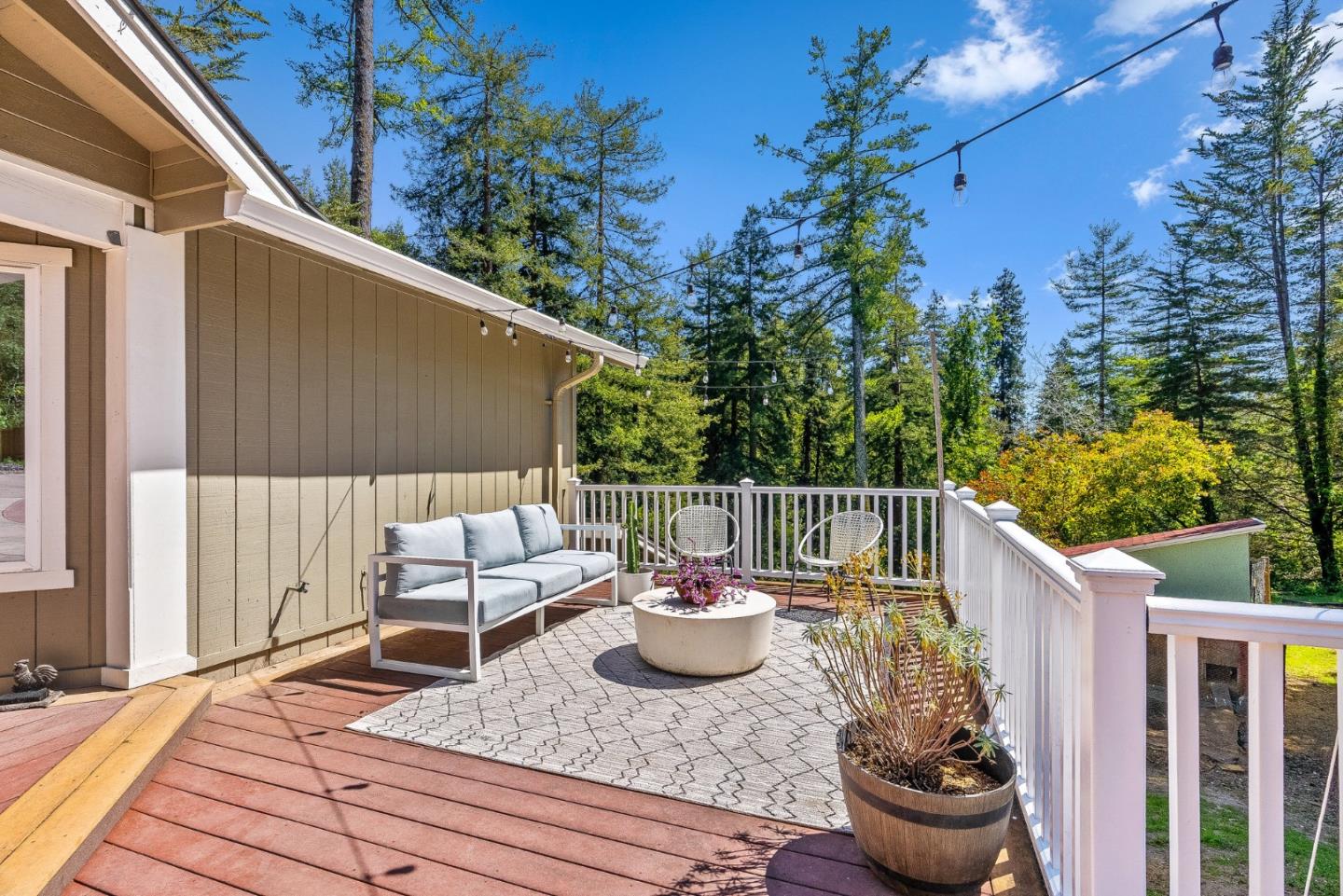 Detail Gallery Image 3 of 72 For 114 Sawyer Cir, Scotts Valley,  CA 95066 - 6 Beds | 4/1 Baths
