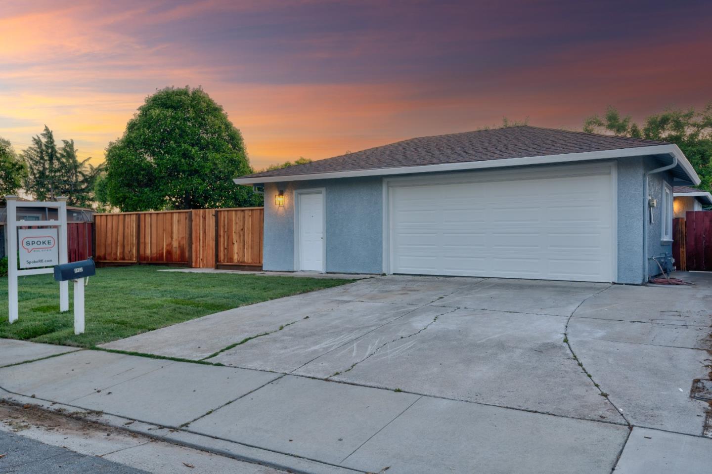 Detail Gallery Image 1 of 1 For 3403 Viewmont Ct, San Jose,  CA 95127 - 3 Beds | 2 Baths