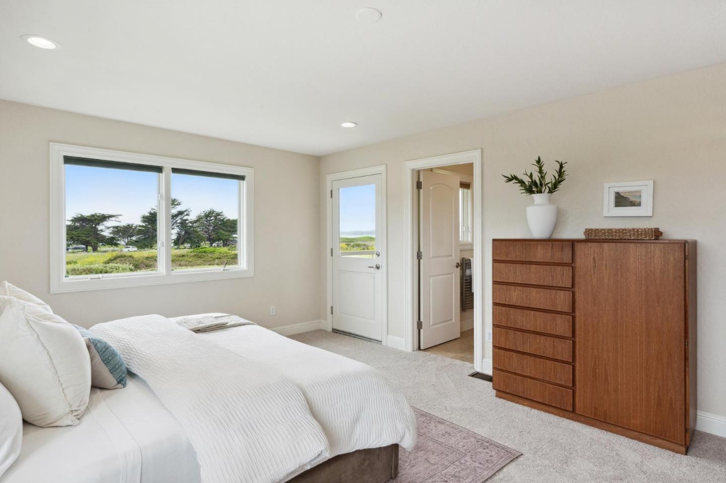 Detail Gallery Image 34 of 71 For 400 Balboa Blvd, Half Moon Bay,  CA 94019 - 5 Beds | 4 Baths