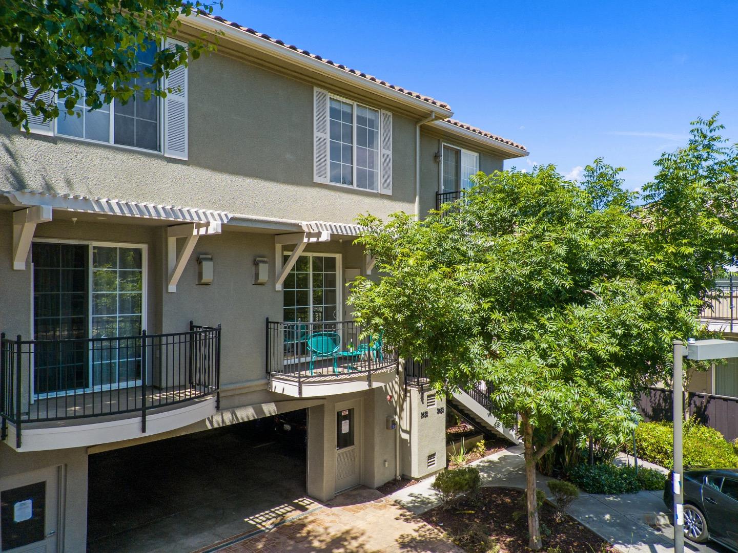 Detail Gallery Image 1 of 1 For 2635 Villa Cortona Way, San Jose,  CA 95125 - 3 Beds | 2/1 Baths