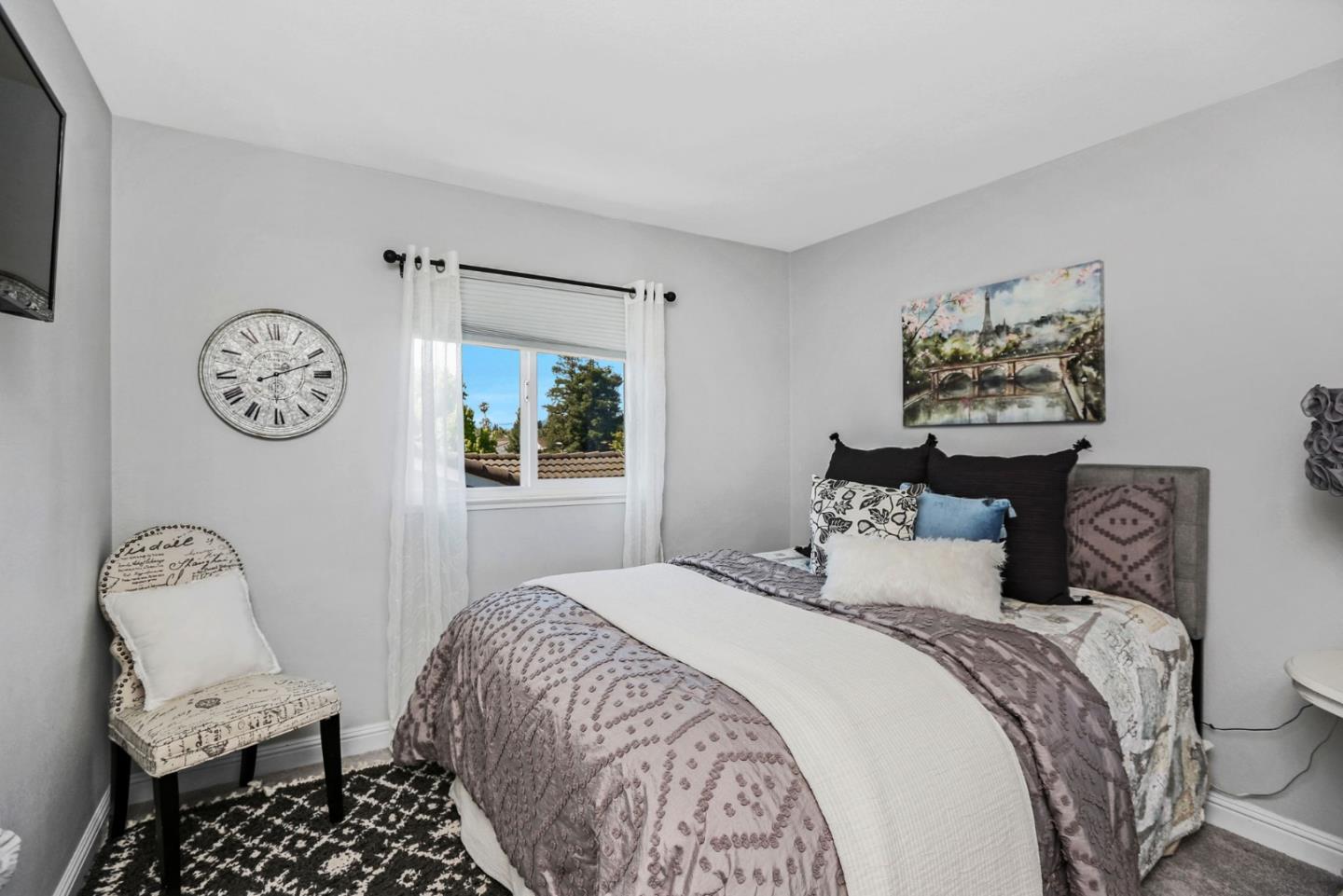 Detail Gallery Image 16 of 30 For 3527 Stacey Ct, Pleasanton,  CA 94588 - 4 Beds | 2/1 Baths