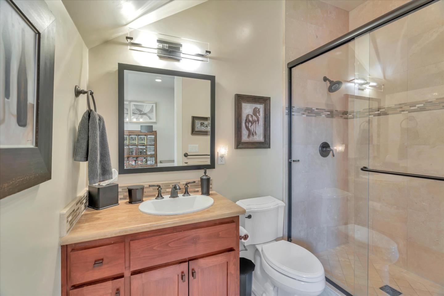 Detail Gallery Image 17 of 34 For 1708 Jonathan Ave, San Jose,  CA 95125 - 4 Beds | 3/1 Baths