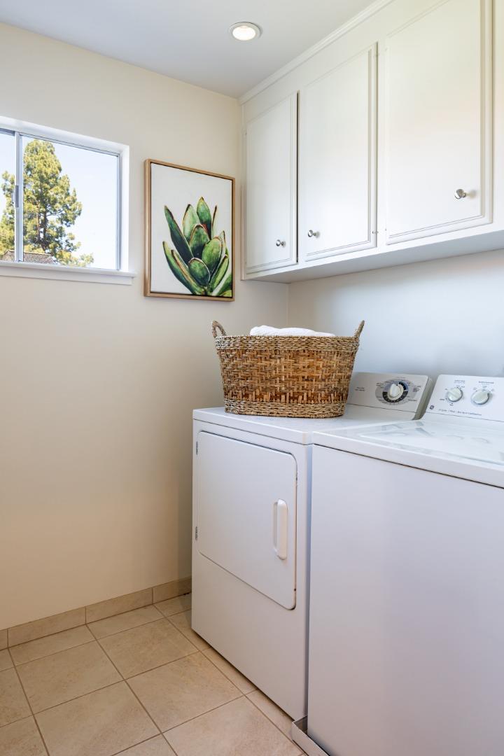 Detail Gallery Image 15 of 19 For 10 Versailles St, Menlo Park,  CA 94025 - 3 Beds | 2/1 Baths