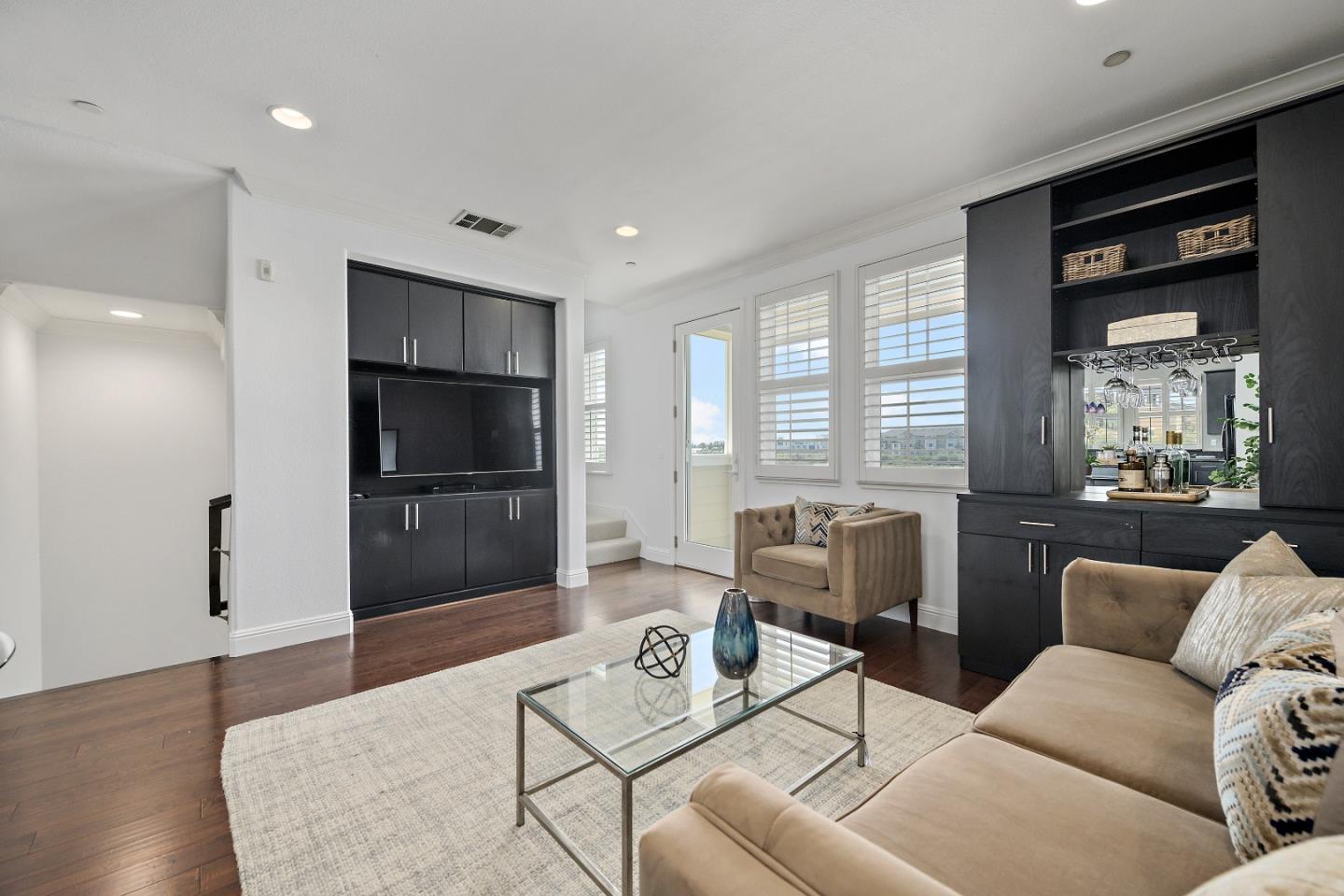 Detail Gallery Image 10 of 27 For 652 Sea Anchor Dr #2208,  Redwood City,  CA 94063 - 3 Beds | 2/1 Baths
