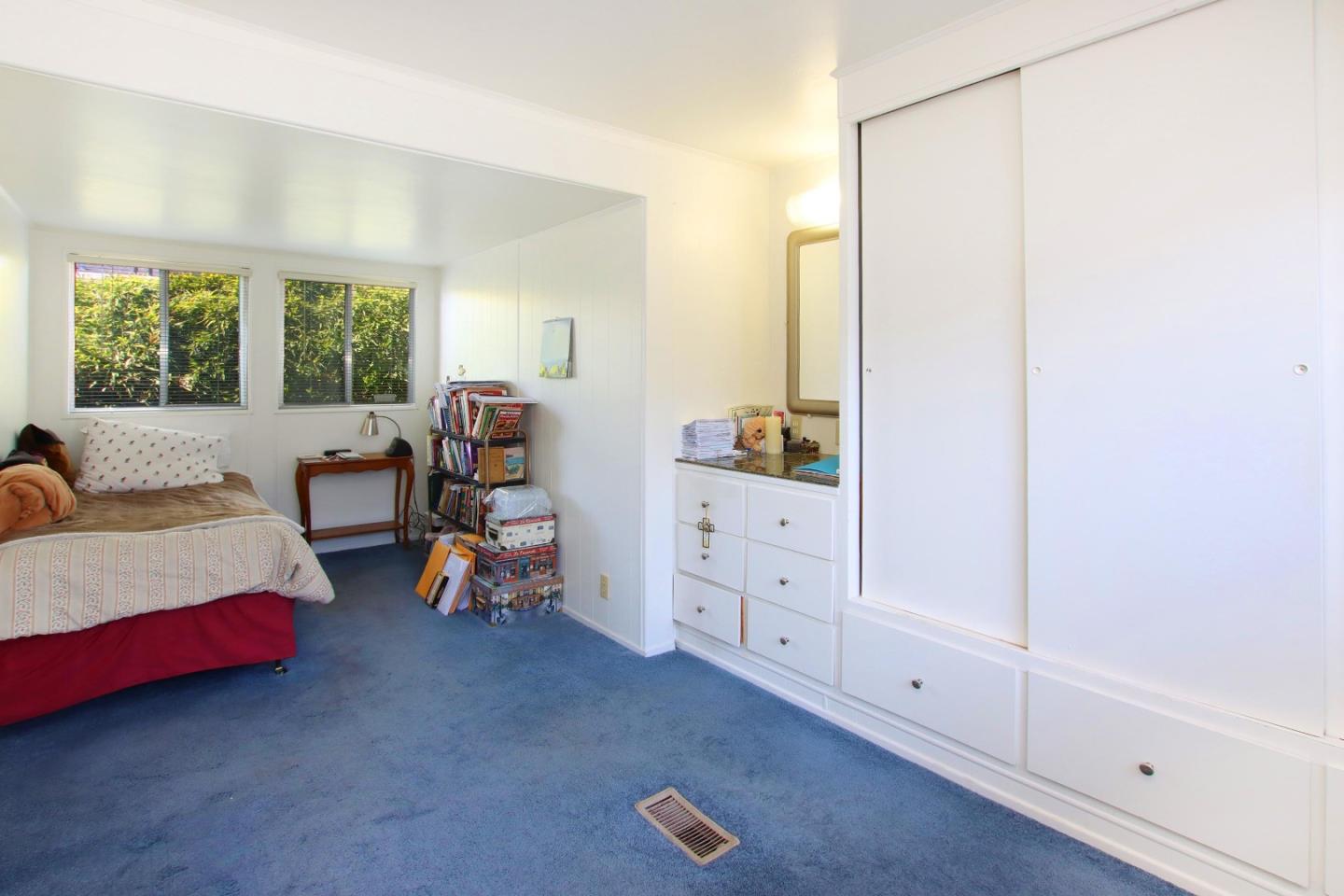 Detail Gallery Image 13 of 25 For 1099 38th Ave #101,  Santa Cruz,  CA 95062 - 2 Beds | 1 Baths