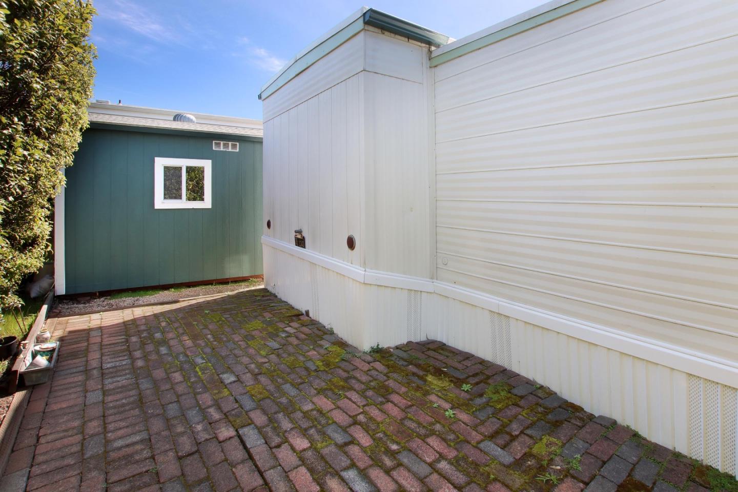 Detail Gallery Image 20 of 25 For 1099 38th Ave #101,  Santa Cruz,  CA 95062 - 2 Beds | 1 Baths