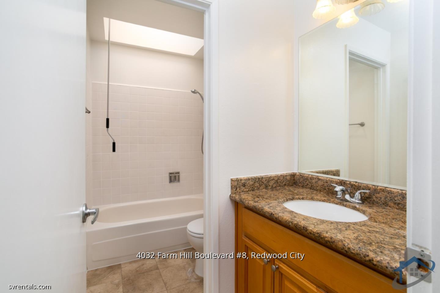 Detail Gallery Image 11 of 23 For 4032 Farm Hill Blvd #8,  Redwood City,  CA 94061 - 2 Beds | 1/1 Baths