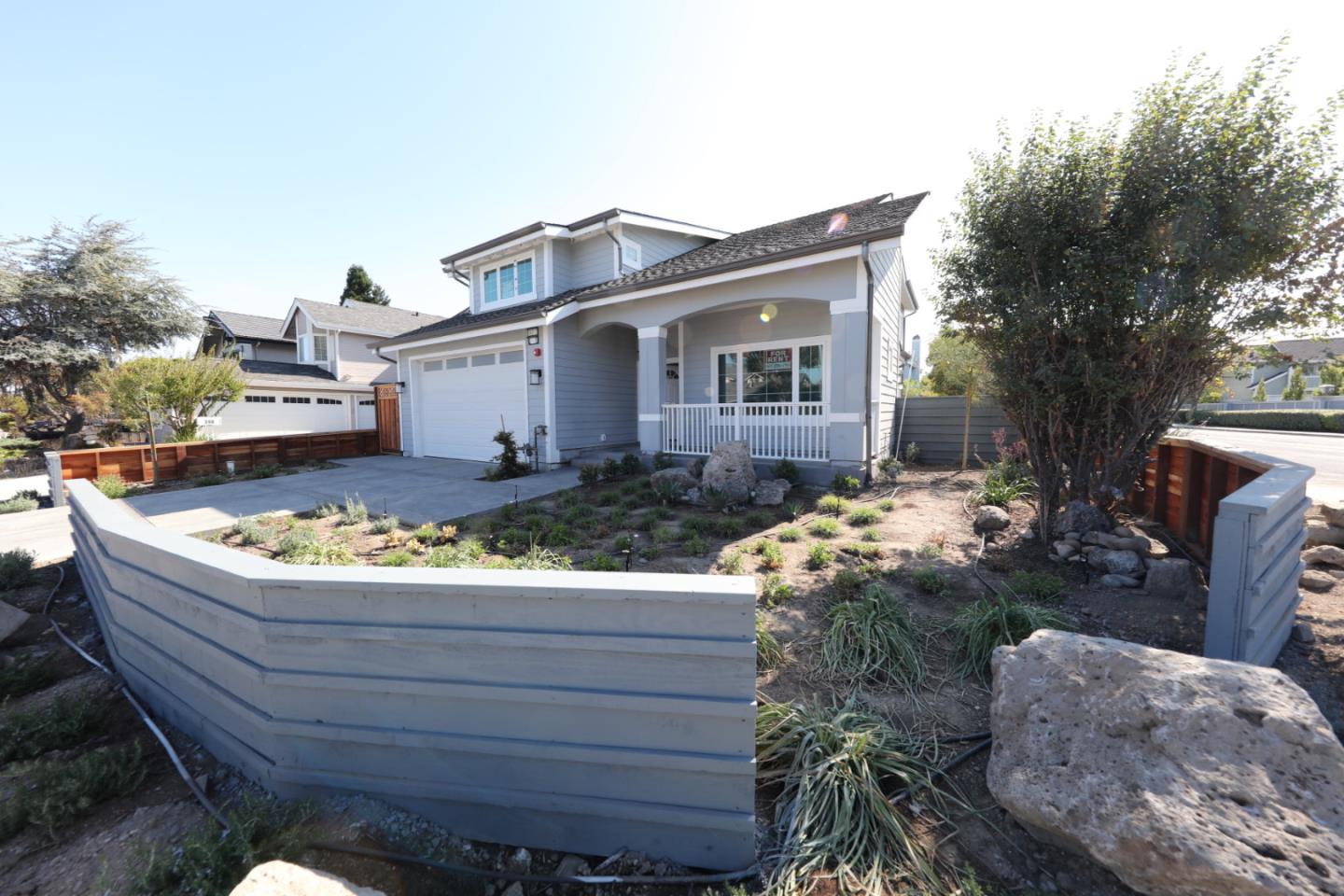 Detail Gallery Image 2 of 30 For 382 Biscayne, Foster City,  CA 94404 - 6 Beds | 4 Baths