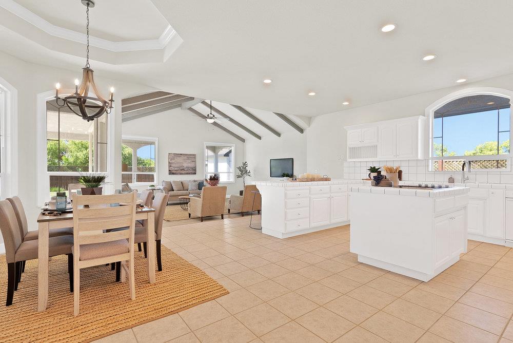Detail Gallery Image 23 of 86 For 1299 Perrien Ct, Hollister,  CA 95023 - 3 Beds | 3/1 Baths
