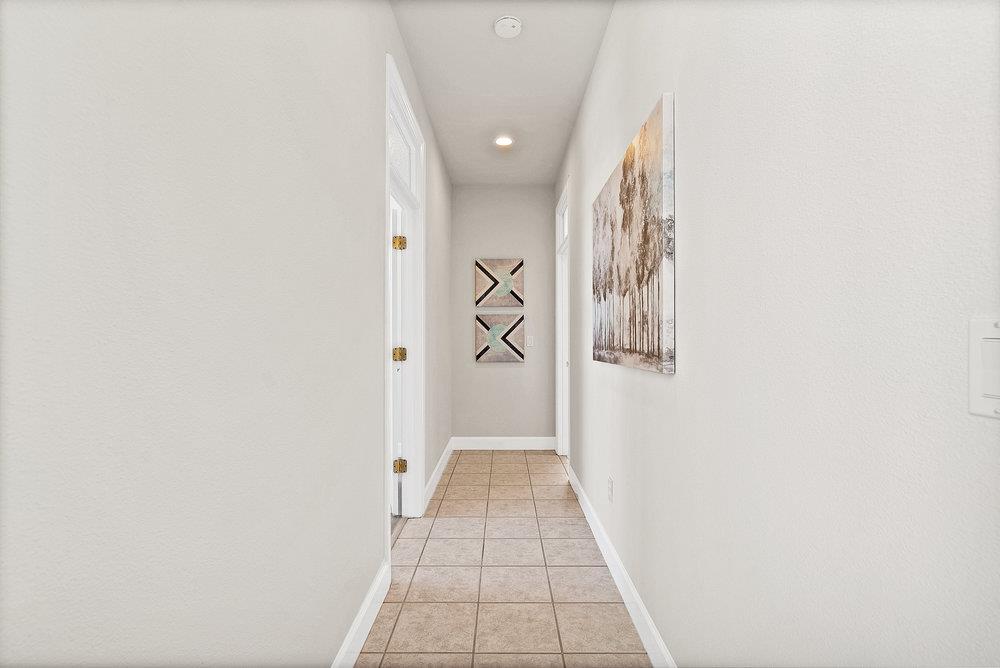 Detail Gallery Image 39 of 86 For 1299 Perrien Ct, Hollister,  CA 95023 - 3 Beds | 3/1 Baths