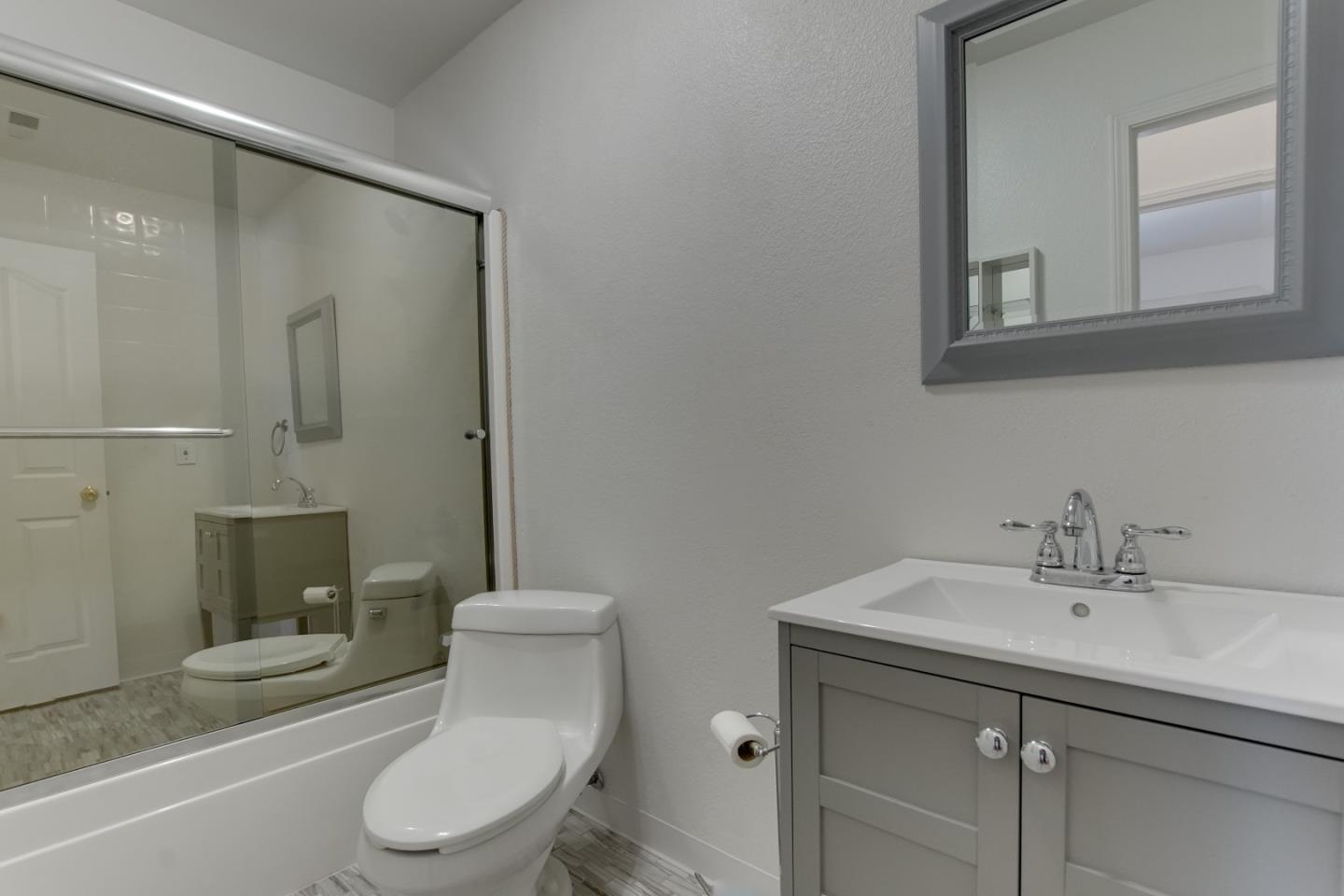 Detail Gallery Image 15 of 42 For 1220 Kimberly Ct, Hollister,  CA 95023 - 3 Beds | 2 Baths