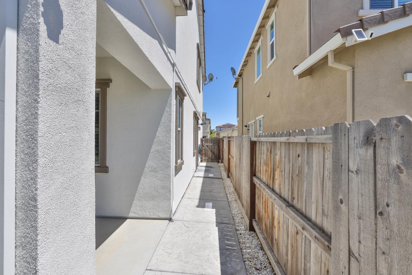 2111 Nora Dr, Hollister, CA 95023 photo 36