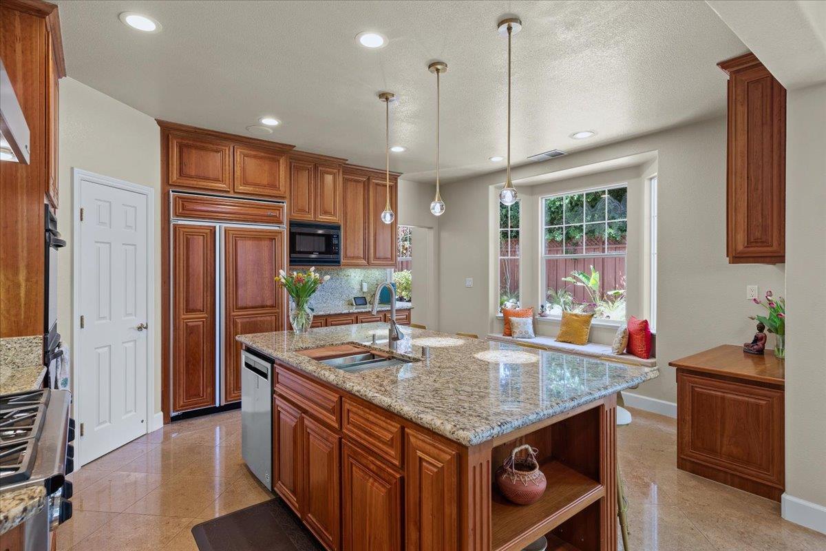 Detail Gallery Image 13 of 51 For 127 Verde Ct, Los Gatos,  CA 95032 - 4 Beds | 3/1 Baths