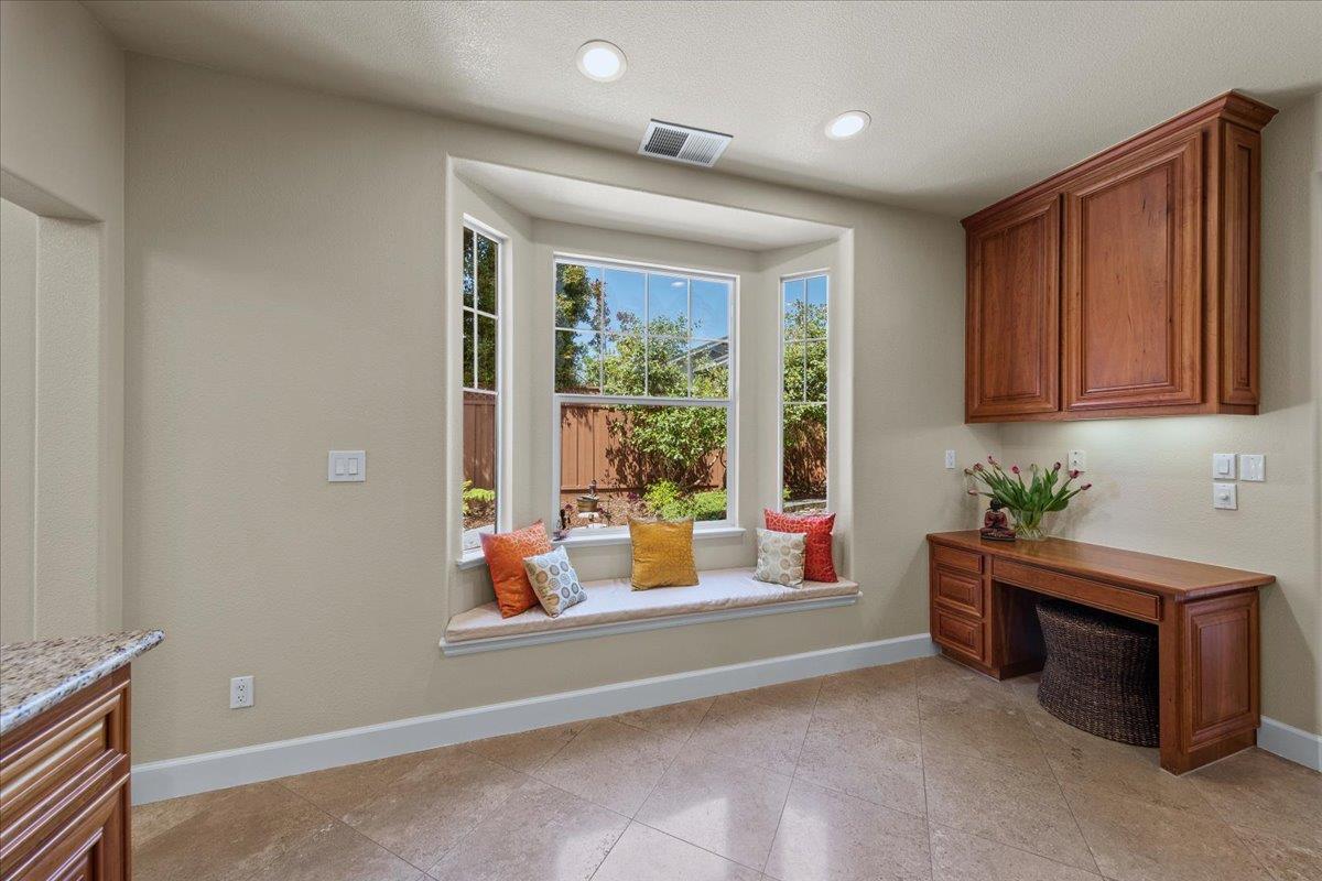 Detail Gallery Image 15 of 51 For 127 Verde Ct, Los Gatos,  CA 95032 - 4 Beds | 3/1 Baths