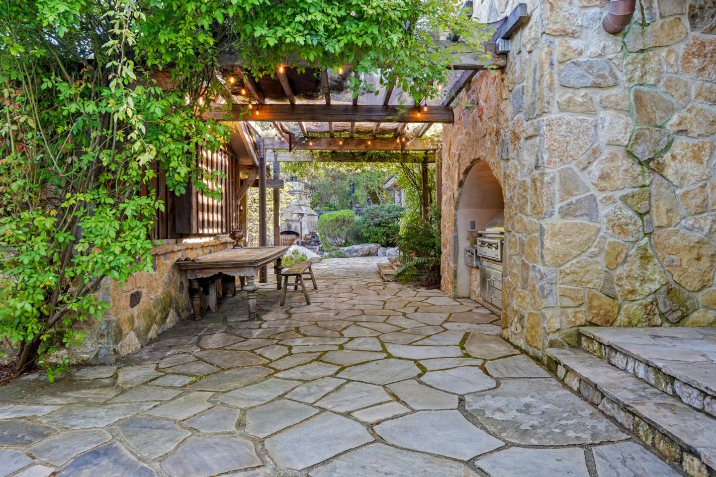 Detail Gallery Image 34 of 47 For 34205 Robinson Canyon Rd, Carmel Valley,  CA 93923 - 6 Beds | 3/1 Baths