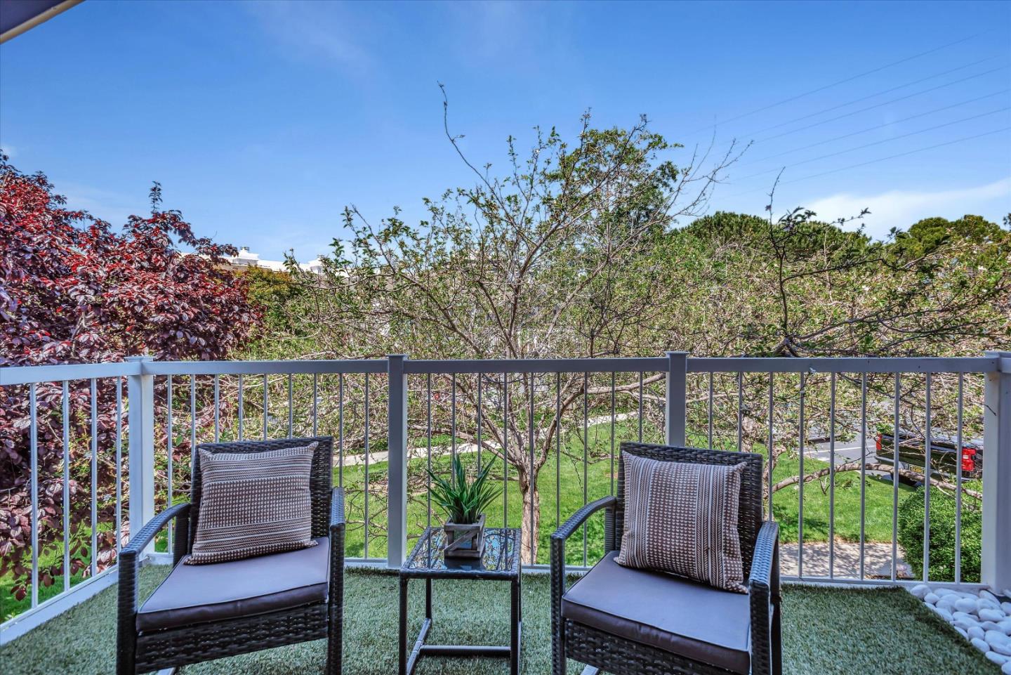 Detail Gallery Image 9 of 29 For 1668 Vista Del Sol #8,  San Mateo,  CA 94404 - 2 Beds | 2 Baths