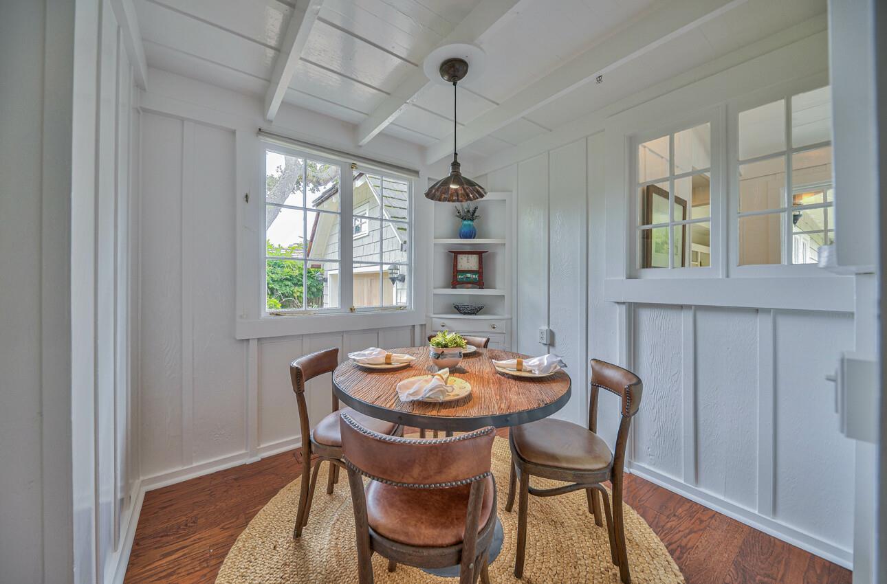 Detail Gallery Image 9 of 26 For 0 Santa Fe 5 Sw of 5th, Carmel,  CA 93921 - 3 Beds | 2 Baths