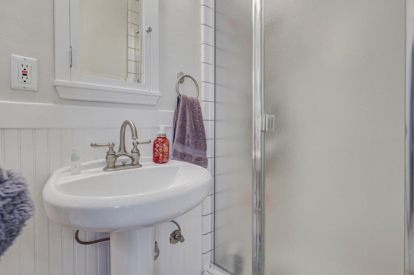 Detail Gallery Image 15 of 28 For 543 Hope St, Mountain View,  CA 94041 - 2 Beds | 1 Baths