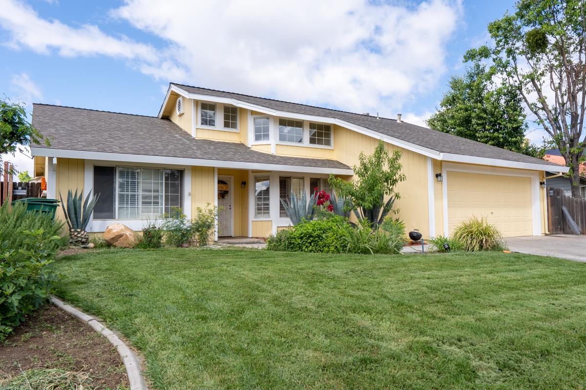 2129 Blue Ridge Ave, Los Banos, CA 93635