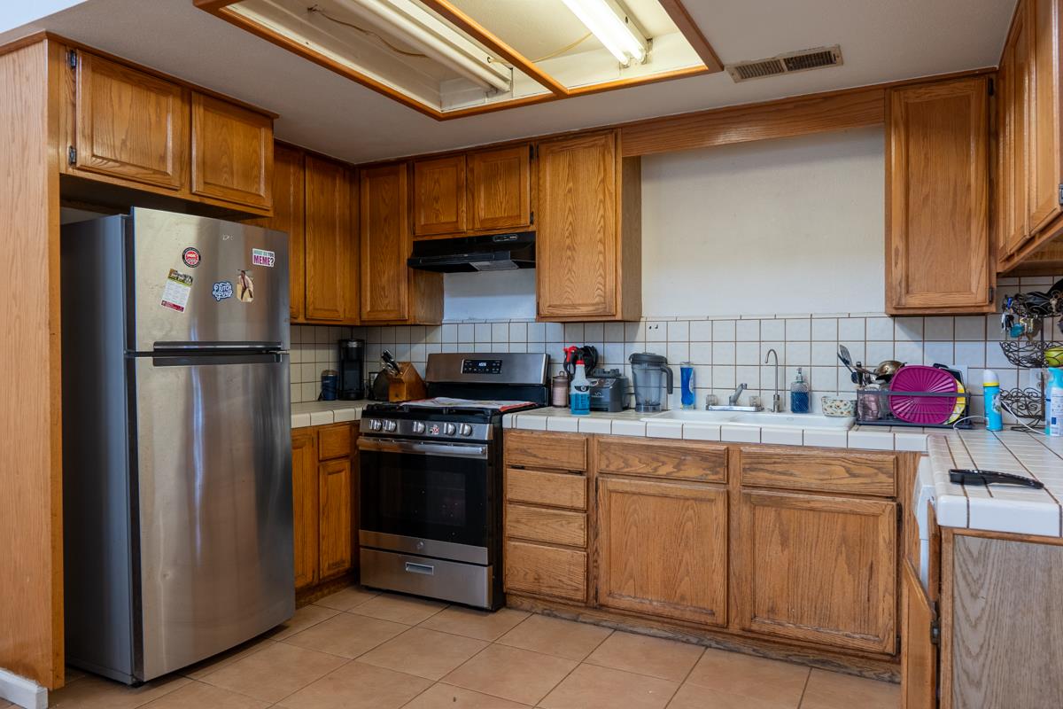 2129 Blue Ridge Ave, Los Banos, CA 93635 photo 7