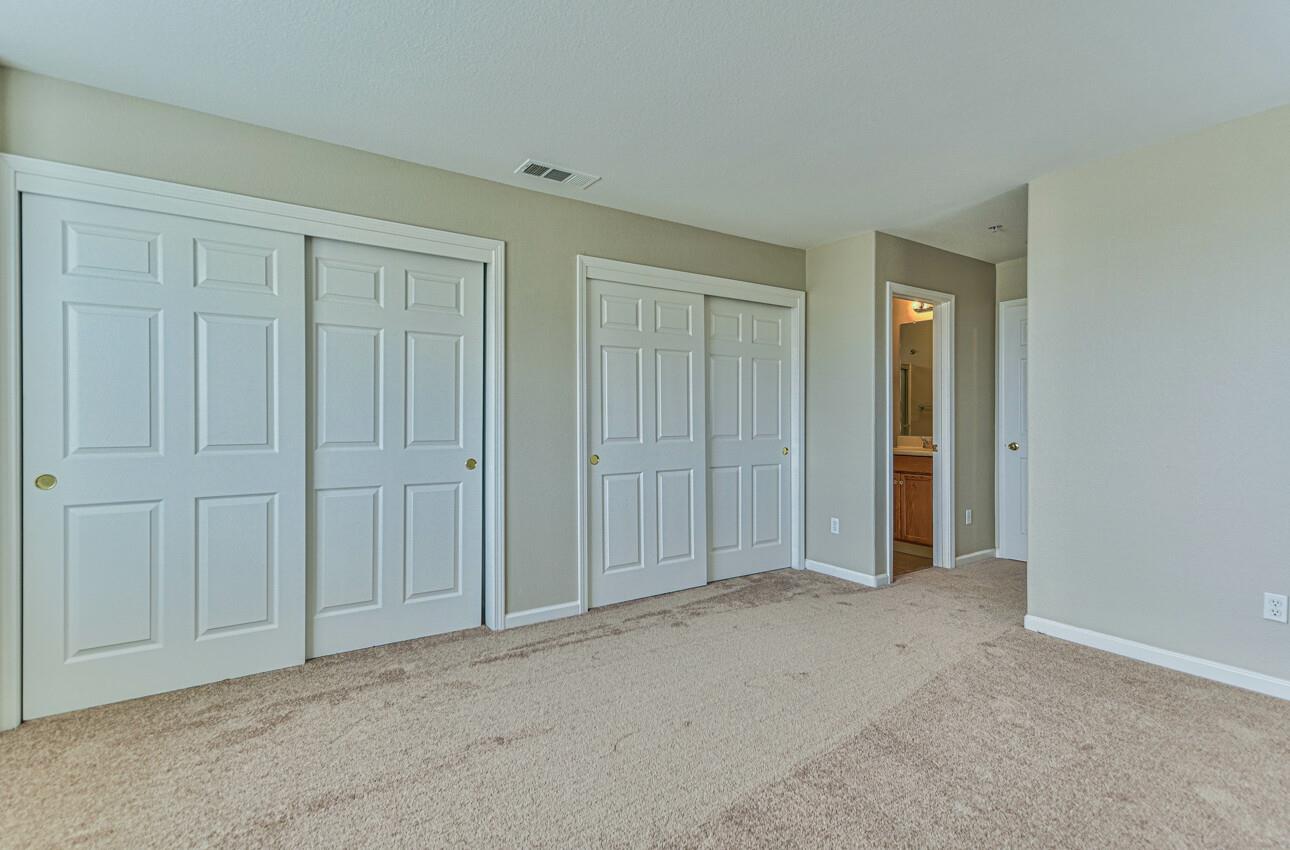 Detail Gallery Image 18 of 33 For 885 Rogge Rd, Salinas,  CA 93906 - 3 Beds | 2/1 Baths