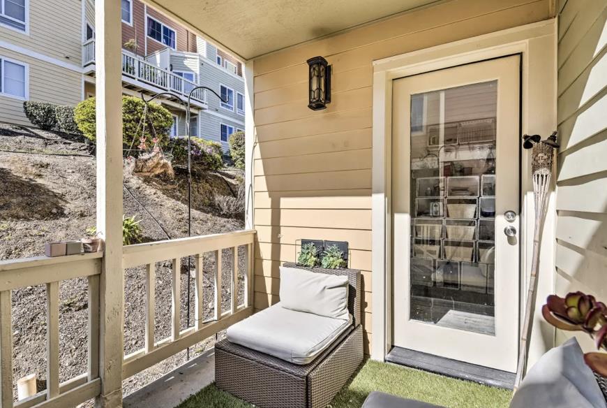 Detail Gallery Image 25 of 28 For 161 Cleo Rand Ln, San Francisco,  CA 94124 - 2 Beds | 1/1 Baths
