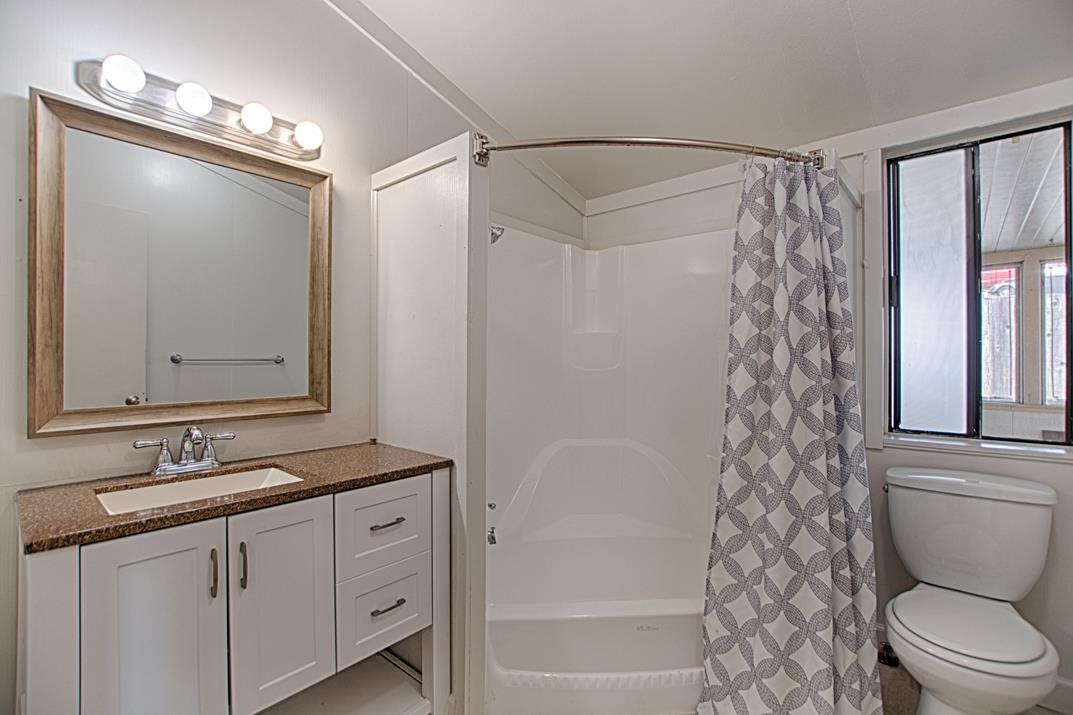 Detail Gallery Image 15 of 22 For 1 Crespi Way #1,  Watsonville,  CA 95076 - 3 Beds | 2 Baths