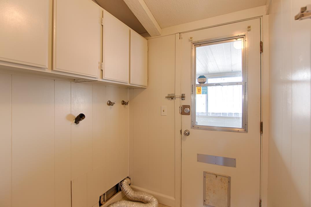 Detail Gallery Image 18 of 22 For 1 Crespi Way #1,  Watsonville,  CA 95076 - 3 Beds | 2 Baths