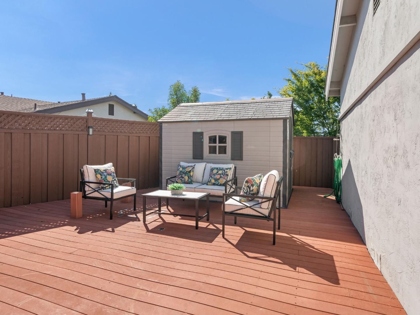 Detail Gallery Image 13 of 43 For 35229 Erving Ct, Fremont,  CA 94536 - 4 Beds | 2 Baths