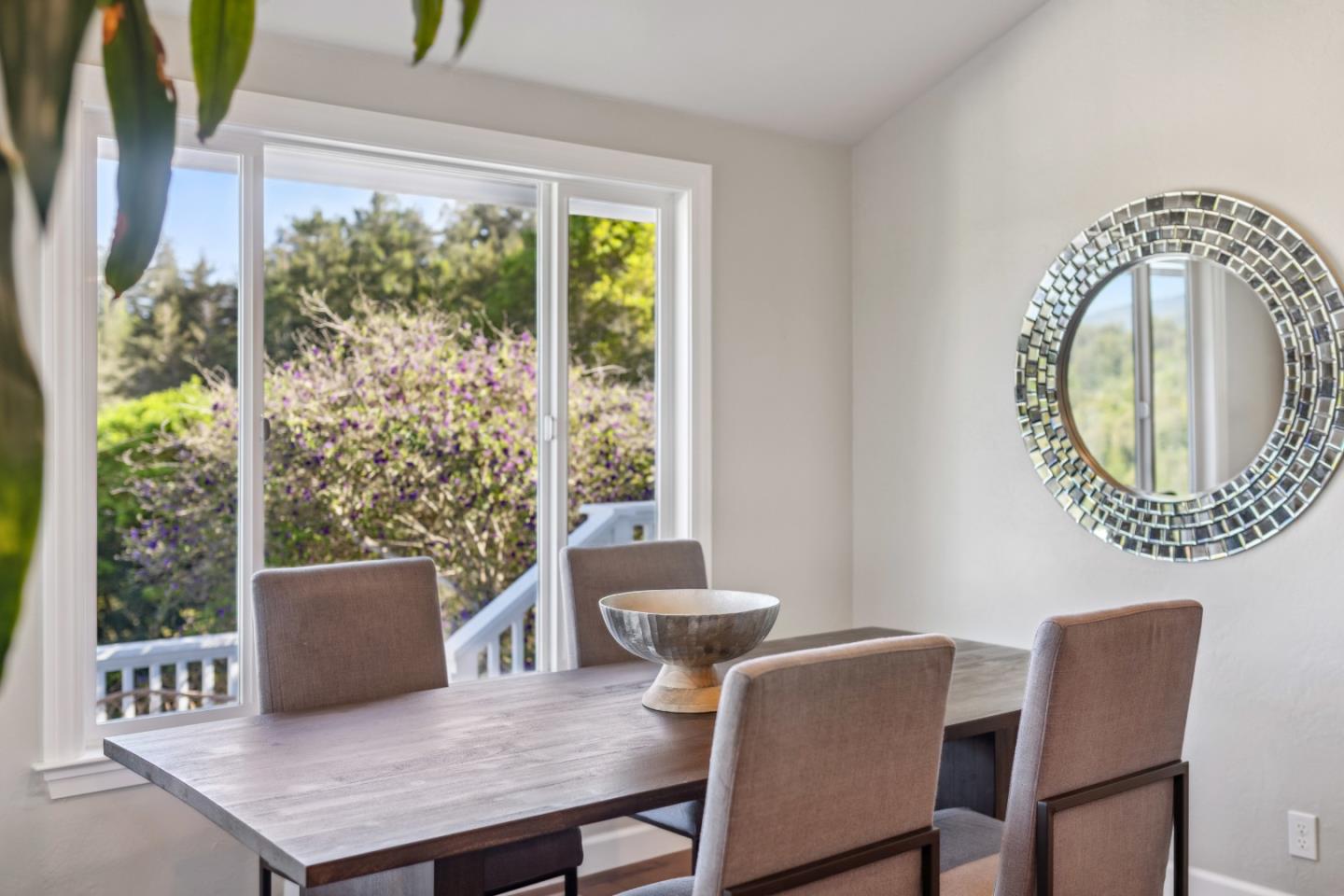 Detail Gallery Image 9 of 79 For 251 Starlight Ter, Santa Cruz,  CA 95065 - 3 Beds | 2 Baths