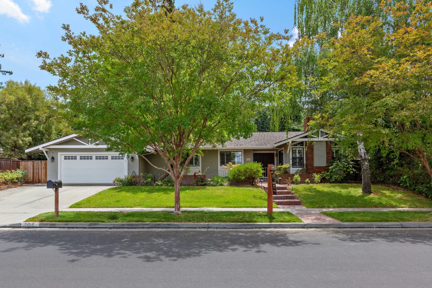 Detail Gallery Image 1 of 1 For 208 Blossom Glen Way, Los Gatos,  CA 95032 - 4 Beds | 2 Baths