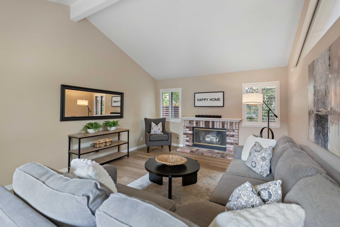 Detail Gallery Image 19 of 45 For 208 Blossom Glen Way, Los Gatos,  CA 95032 - 4 Beds | 2 Baths