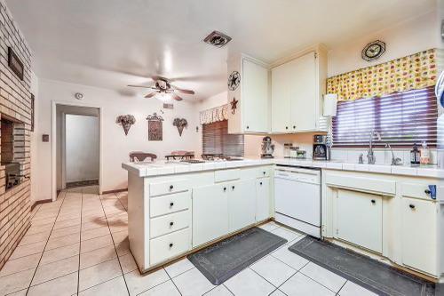 Detail Gallery Image 6 of 25 For 2806 Ronald St, Riverside,  CA 92506 - 3 Beds | 2 Baths