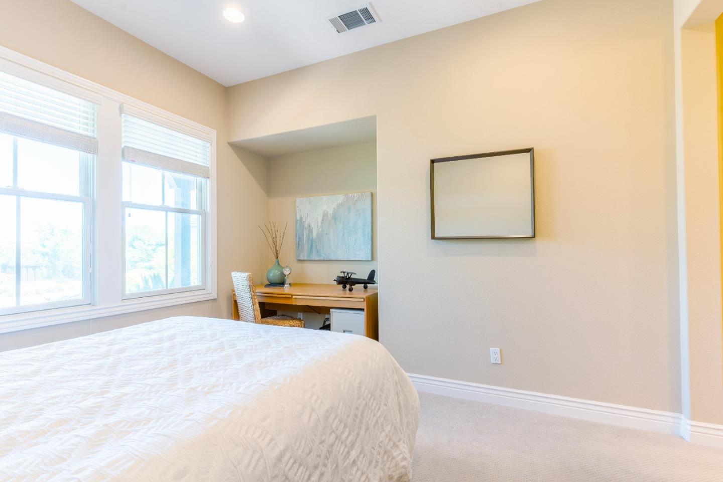 Detail Gallery Image 27 of 62 For 908 Mingoia St, Pleasanton,  CA 94566 - 5 Beds | 4/1 Baths